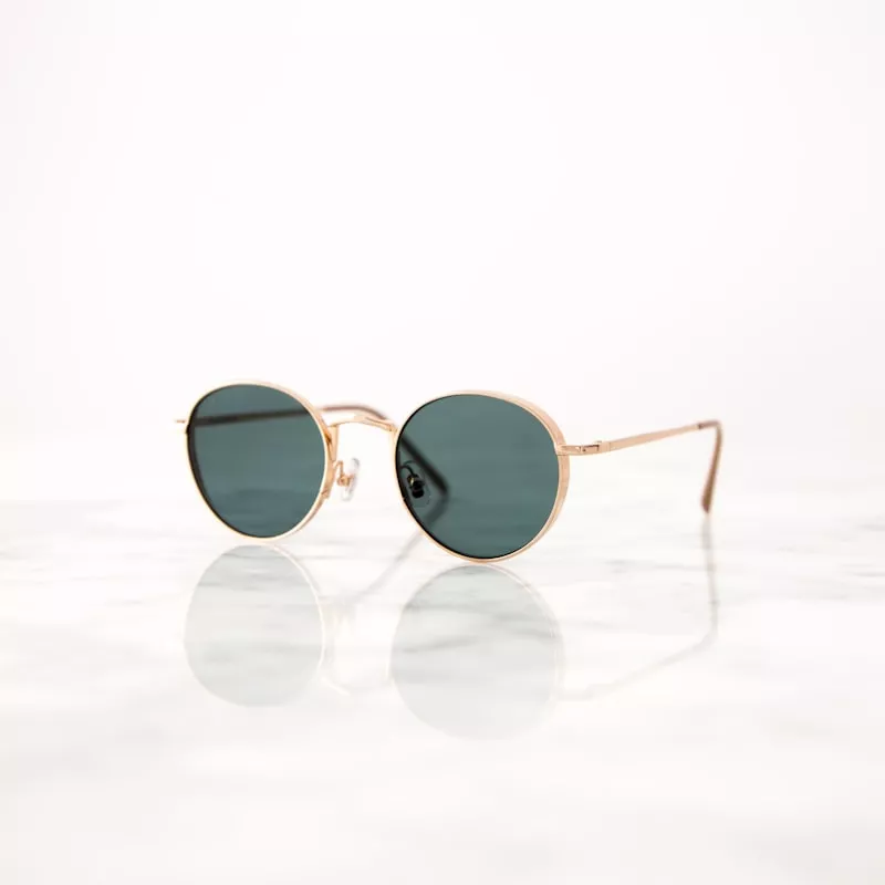 Polarized sunglasses